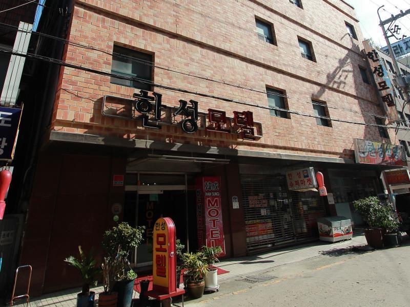 Business Hotel Busan Station Buitenkant foto