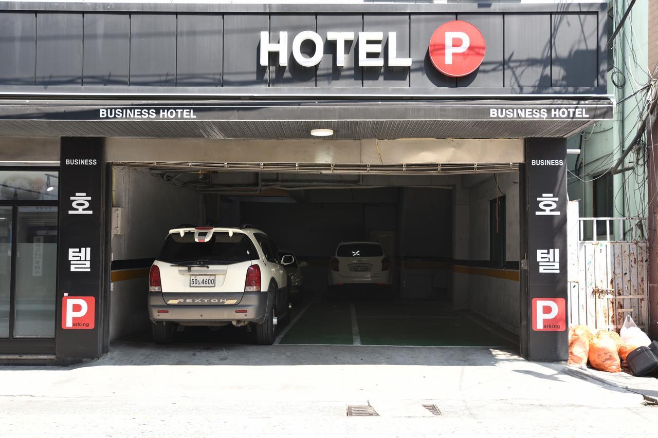 Business Hotel Busan Station Buitenkant foto