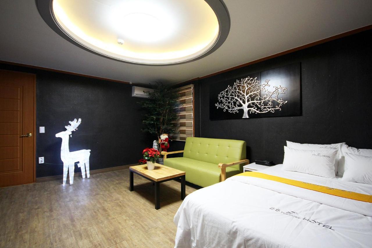 Business Hotel Busan Station Buitenkant foto